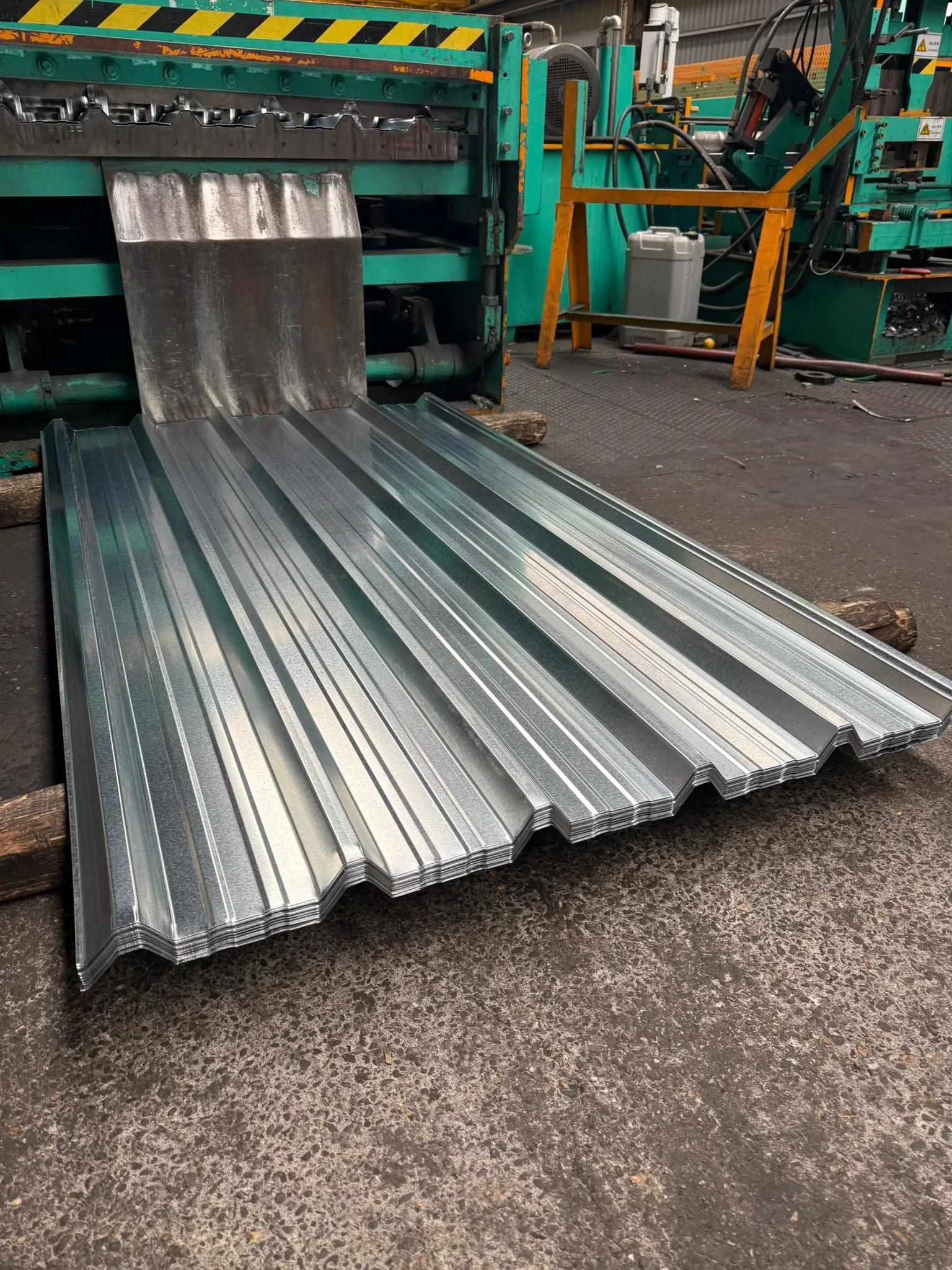 Box Profile Roofing Sheets | Plain Galvanised | 0.5 mm